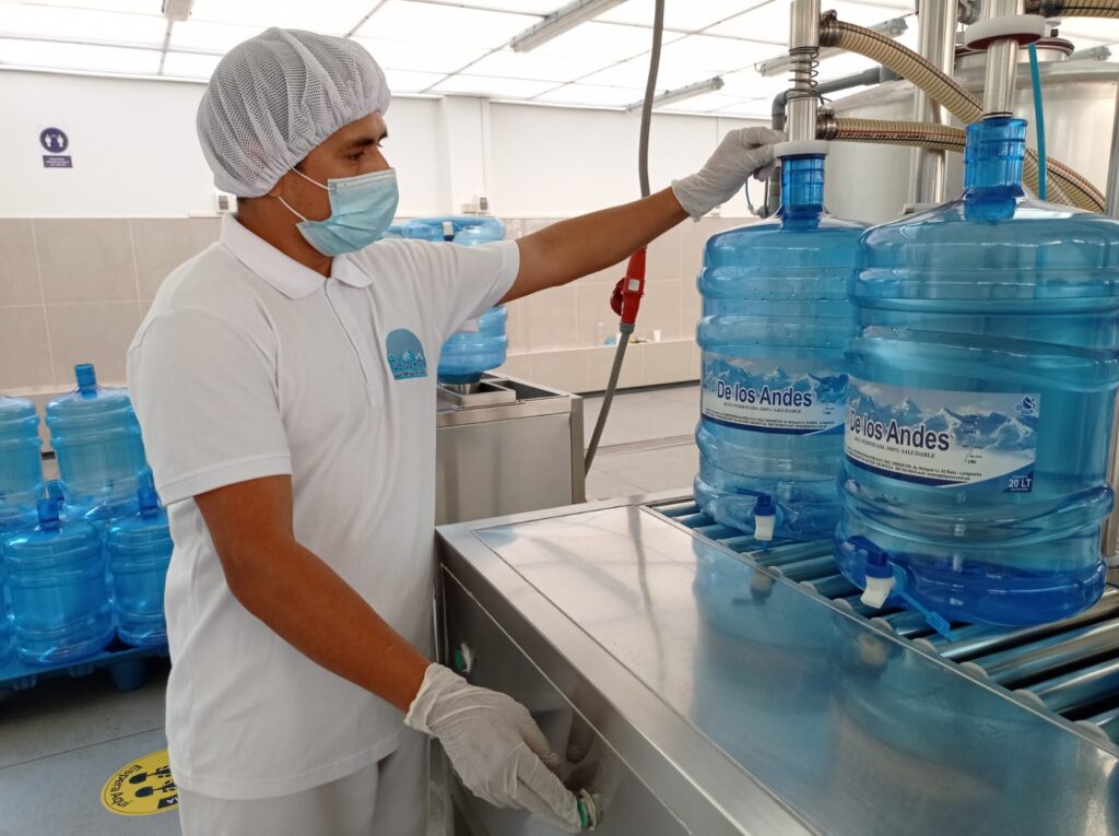 SOLICITAN PERSONAL PARA TRABAJAR EN EMBOTELLAMIENTO - postula ya