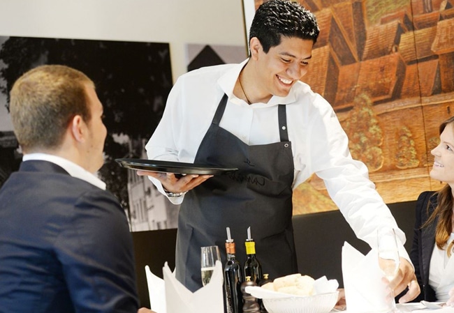 EMPLEOS DE MESERO